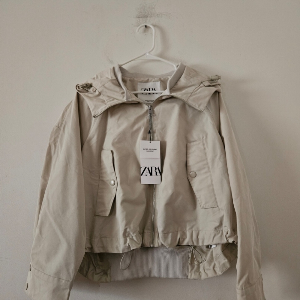 Women’s Cream Hooded Zip Front Jacket - Picture 7 of 13